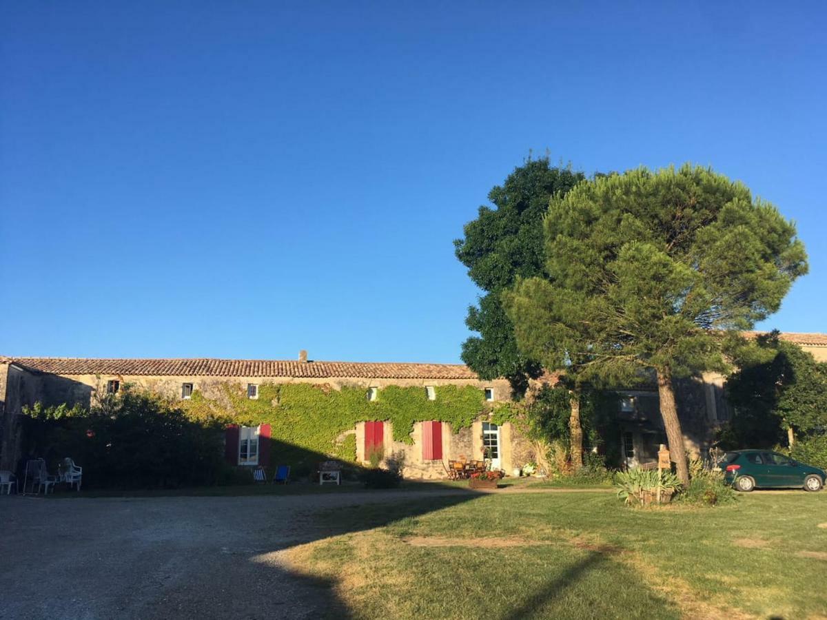 Logis De Bois Roche Villa Saint-Bonnet-sur-Gironde Exterior foto